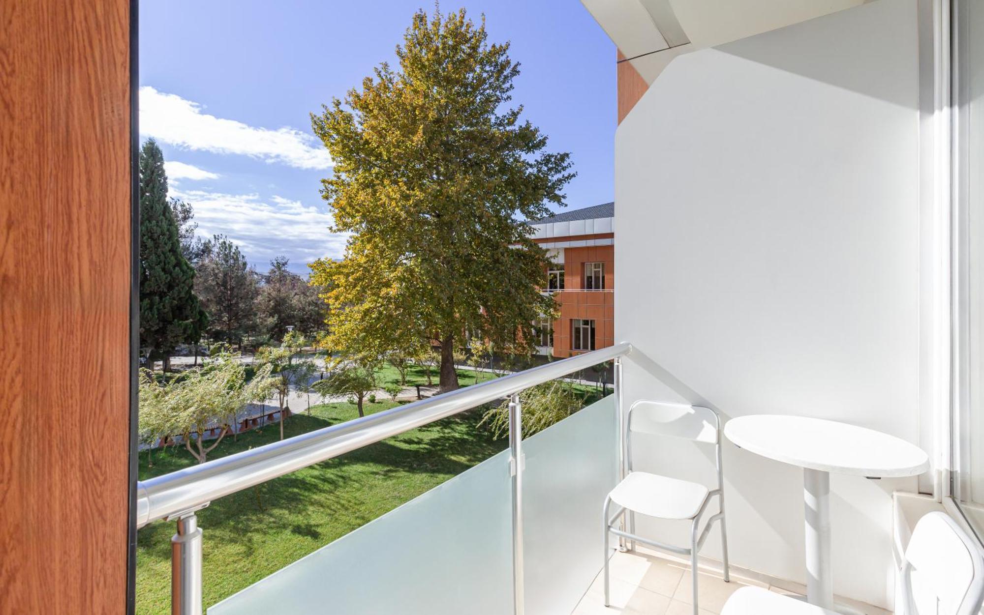 Chinar Hotel & Spa Naftalan Exterior foto