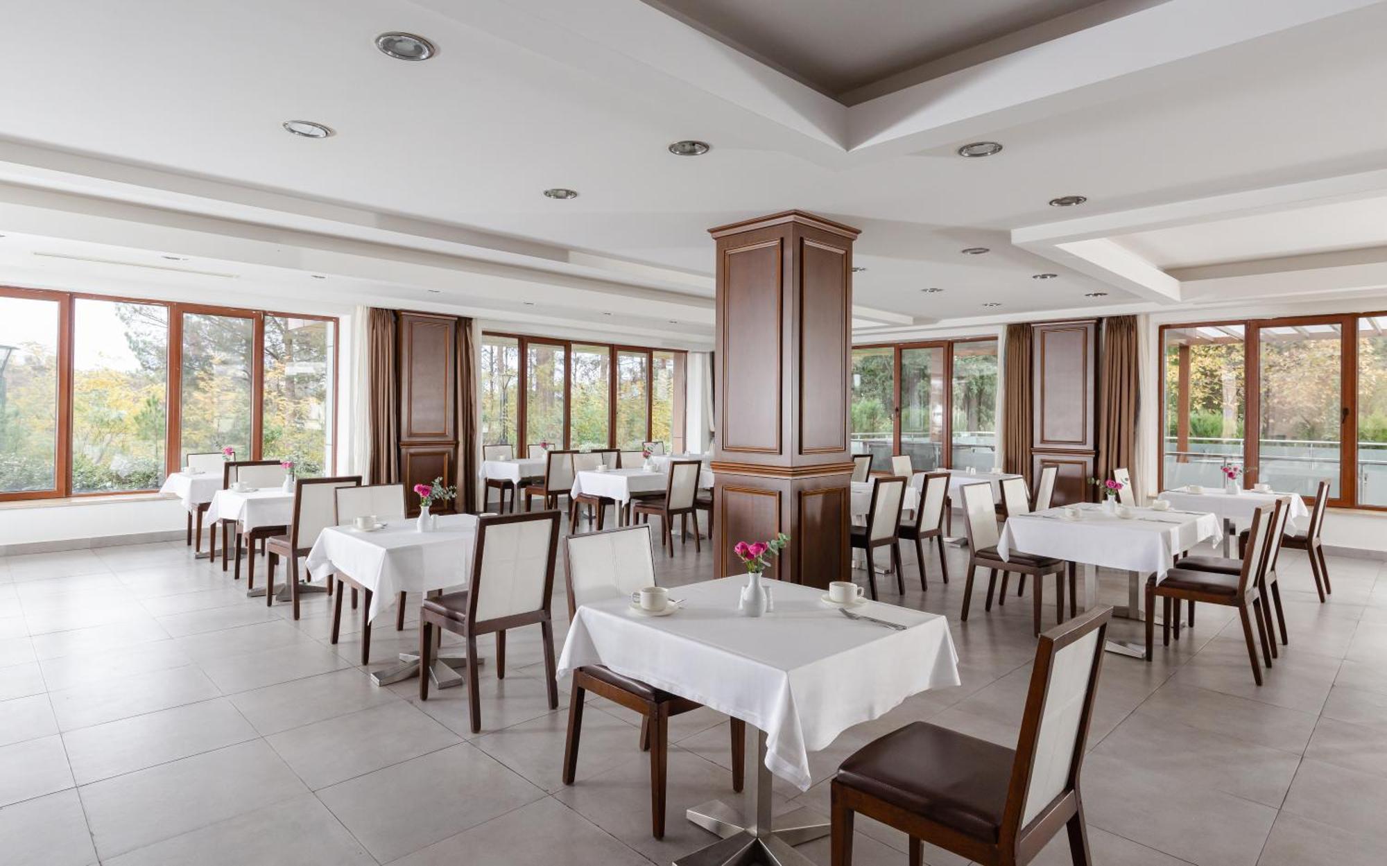 Chinar Hotel & Spa Naftalan Exterior foto